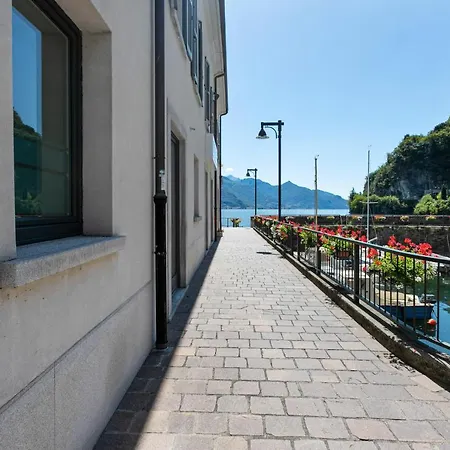 Piazzetta Lake View Apartment *